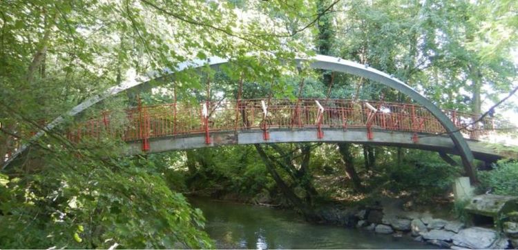 Pont rouge sur la Venoge